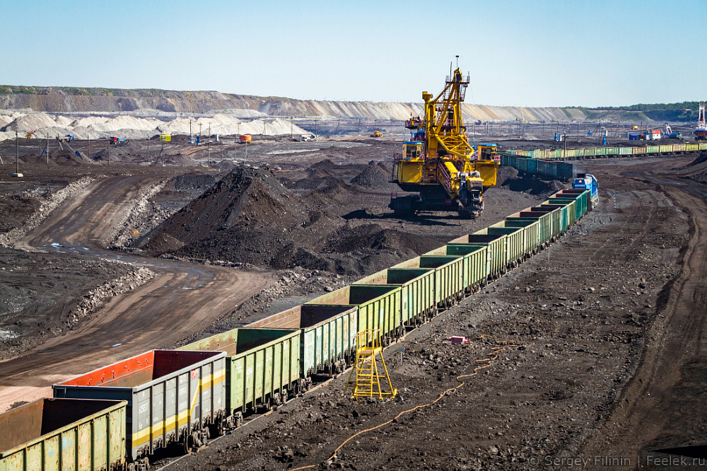 Сибирская угольная энергетическая компания откроет представительство в Индии